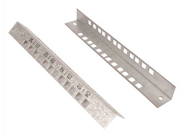 ROLINE 19-Zoll Profilschienen 15 HE, für Wandgehäuse Basic Plus