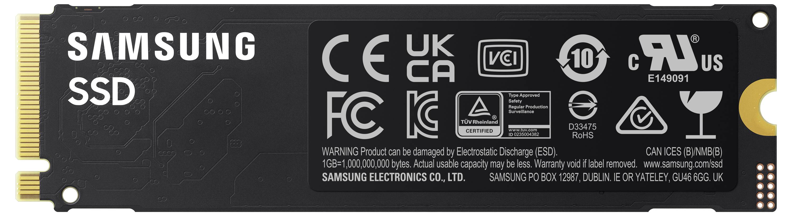Samsung SSD M.2 Solid-State-Laufwerk mit Zertifizierungs- und Warnbezeichnungen auf der Leiterplatte gedruckt.