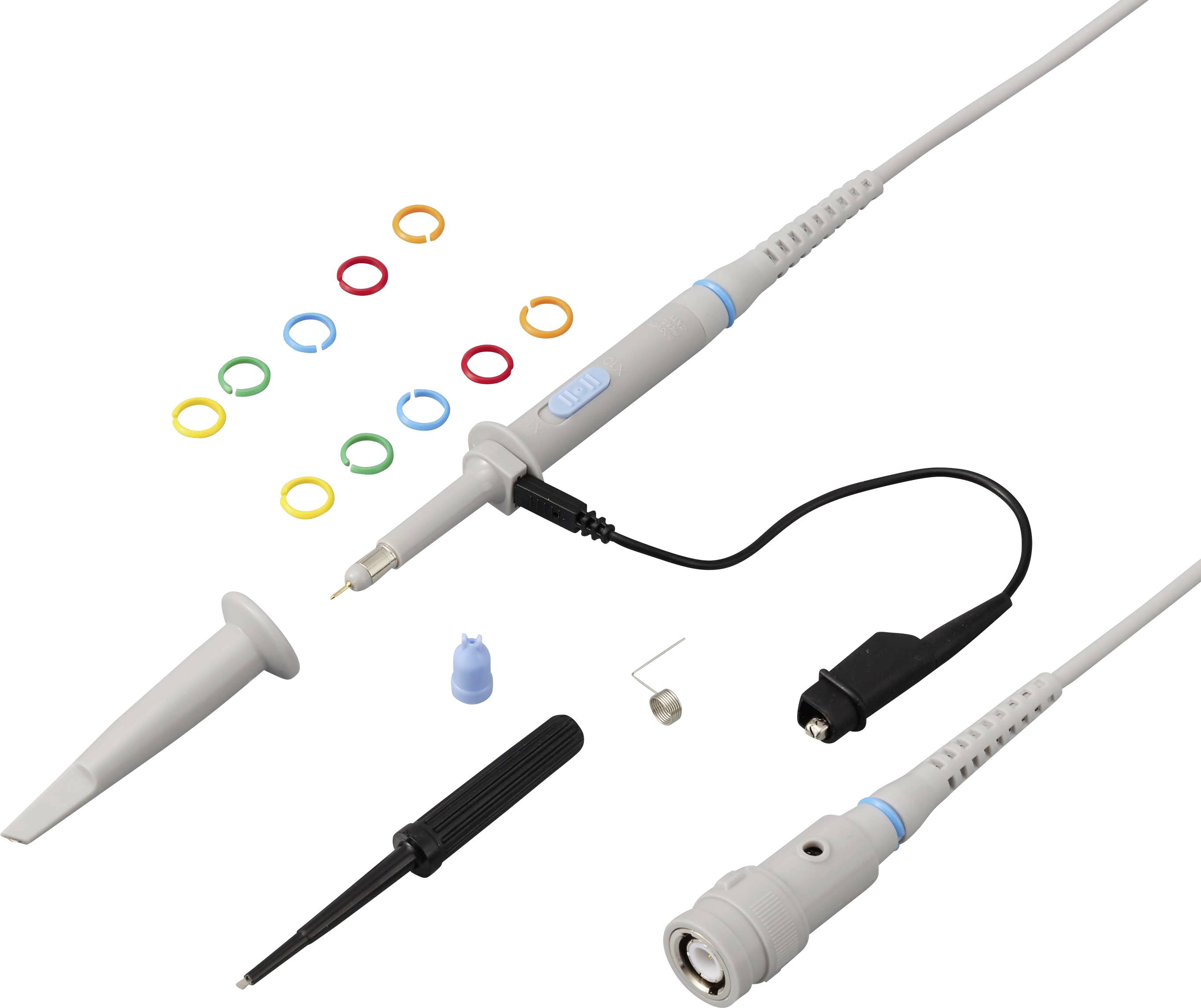 Verschiedene Elektroden- und Sondenaufsätze für ein medizinisches Gerät, einschließlich farbiger Ringe, Spitzen und Kabel, angezeigt auf weißem Hintergrund.