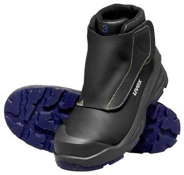 Schwarzer Sicherheitsstiefel mit blauem Profilsohle, auf weißem Hintergrund gezeigt.