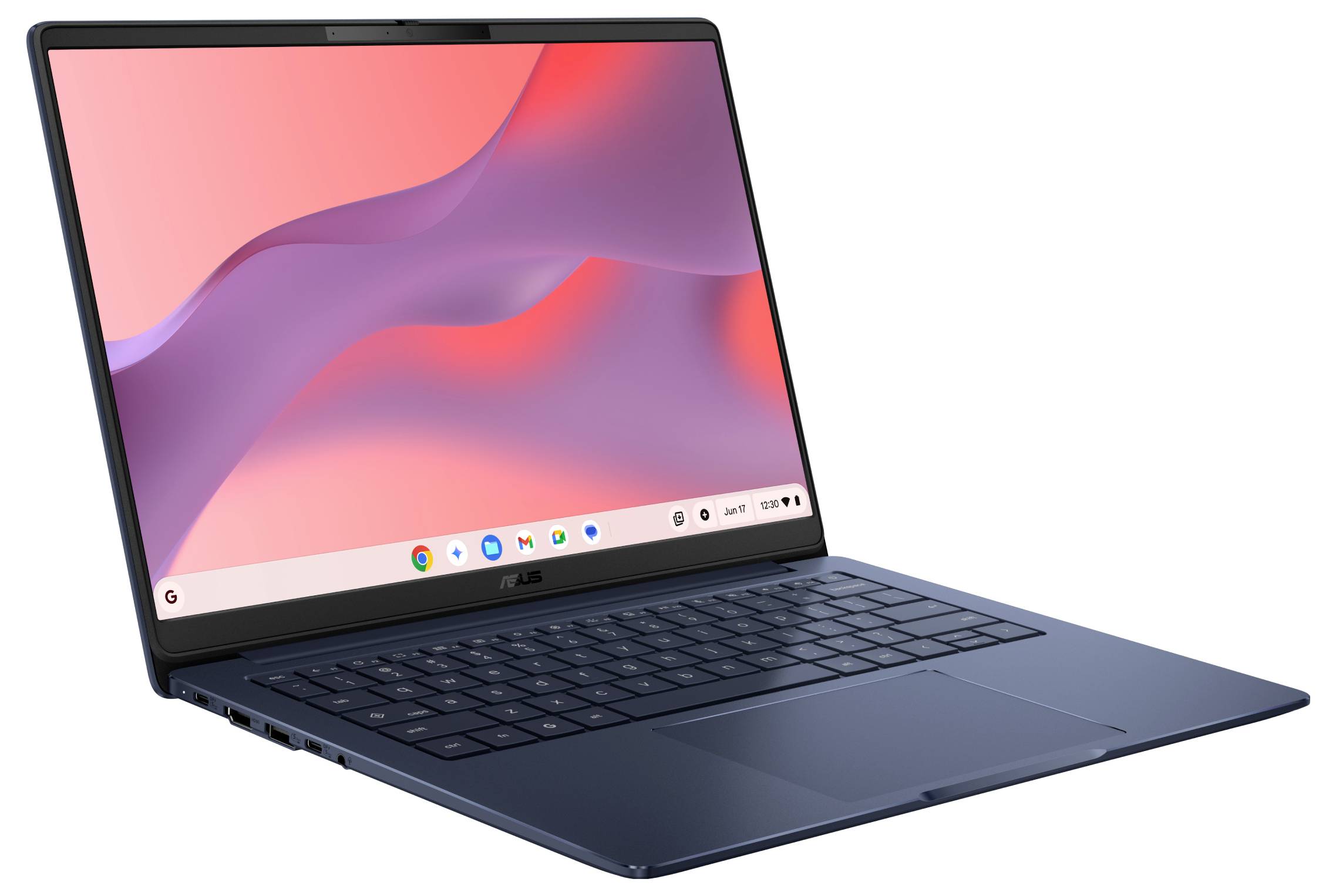 ASUS Laptop mit einem rosa-violetten abstrakten Hintergrundbild auf dem Bildschirm, in einem Winkel auf weißem Hintergrund dargestellt.