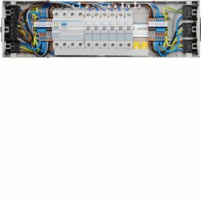 Elektrisches Schaltschrank mit Leitungsschutzschaltern, Klemmenleisten und ordnungsgemäß verlegter blauer, brauner und gelb-grüner Verkabelung in einem Metallgehäuse.