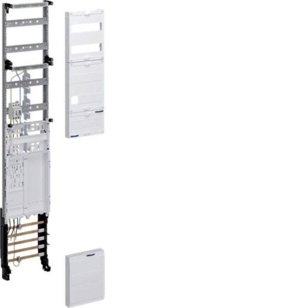 Wandmontierter Elektroverteilerschrank, gezeigt mit offenen Metallrahmen, Verdrahtungskomponenten und zwei abnehmbaren weißen Abdeckungsplatten.