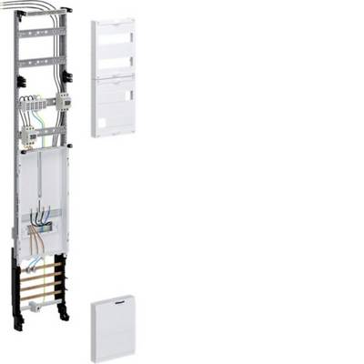 Elektroschalttafel-Montagrahmen mit verdrahteten Schutzschaltern und Abdeckplatten auf weißem Hintergrund, zuzüglich abgenommener Frontabdeckungen