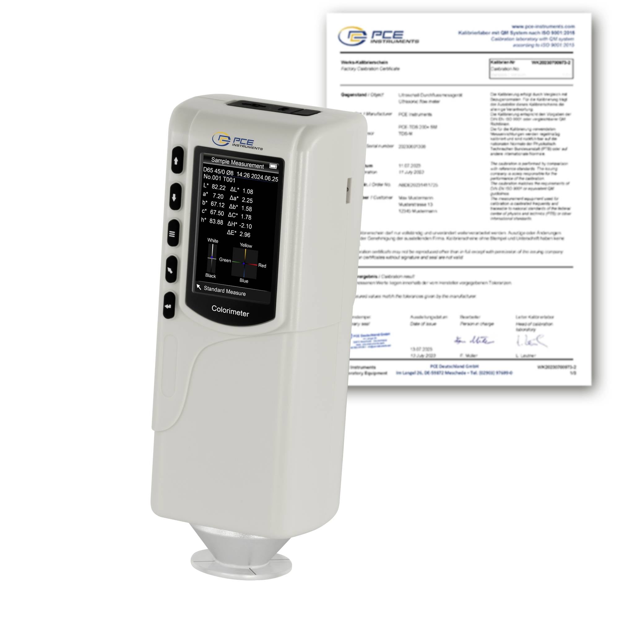 Weißes PCE-Kolorimeter mit Display und Tasten, dargestellt vor einem Kalibrierzertifikatsdokument.