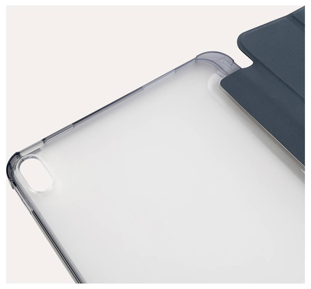 Nahaufnahme einer klaren, transparenten Handyhülle, die ein Smartphone mit einer dunklen Schutzhülle oder Karte teilweise verdeckt, oben rechts.