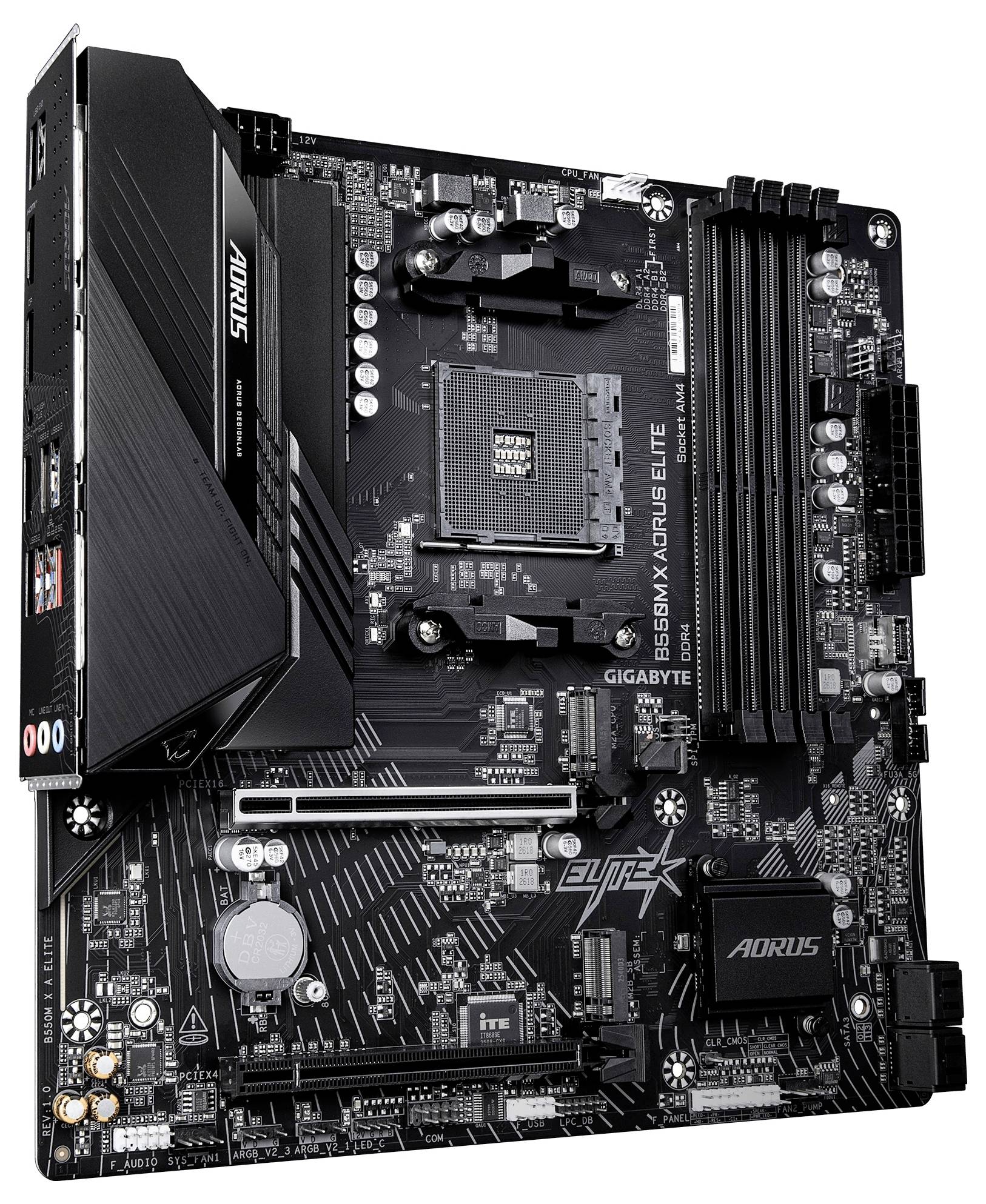 GIGABYTE AORUS ELITE B550M Micro-ATX-Mainboard mit AMD-AM4-CPU-Sockel, PCIe-Steckplätzen, RAM-Steckplätzen und M.2-Kühlkörpern.