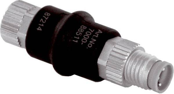 Kleiner schwarzer Inline-Kabelstecker mit versilberten Gewindelängen und grauer Steckerspitze, dargestellt auf weißem Hintergrund.