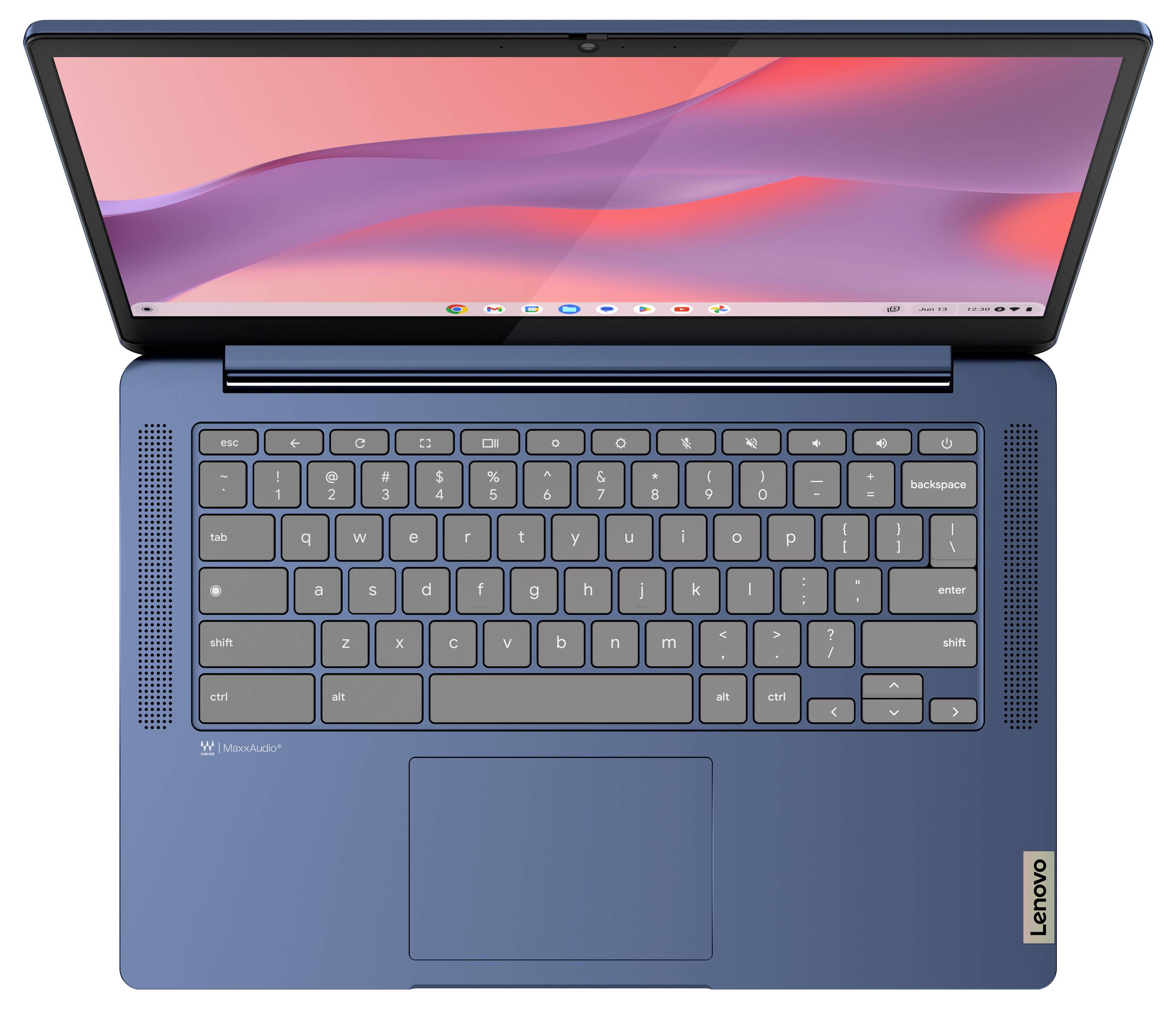 Draufsicht auf einen blauen Lenovo-Laptop mit geöffnetem Bildschirm, der die Tastatur, das Touchpad und den Desktop-Hintergrund zeigt.