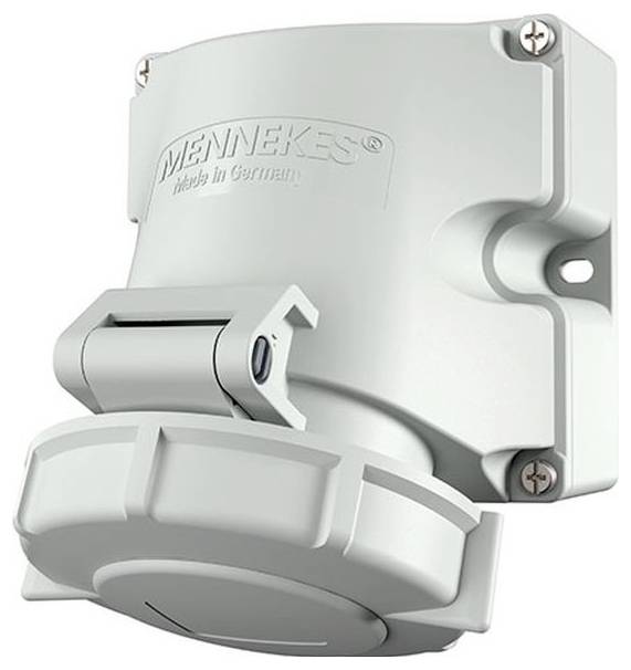 Weiße industrielle elektrische Wandsteckdose mit scharniertem Schutzdeckel, mit geprägter Markenprägung „Mennekes", in Nahaufnahme dargestellt.