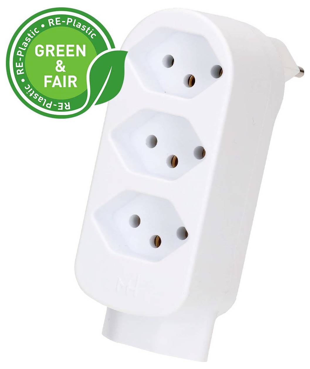 Weiße Dreifach-Steckdosenleiste mit grünem "GREEN & FAIR"-Label aus recyceltem Kunststoff, das umweltfreundliches Material anzeigt.