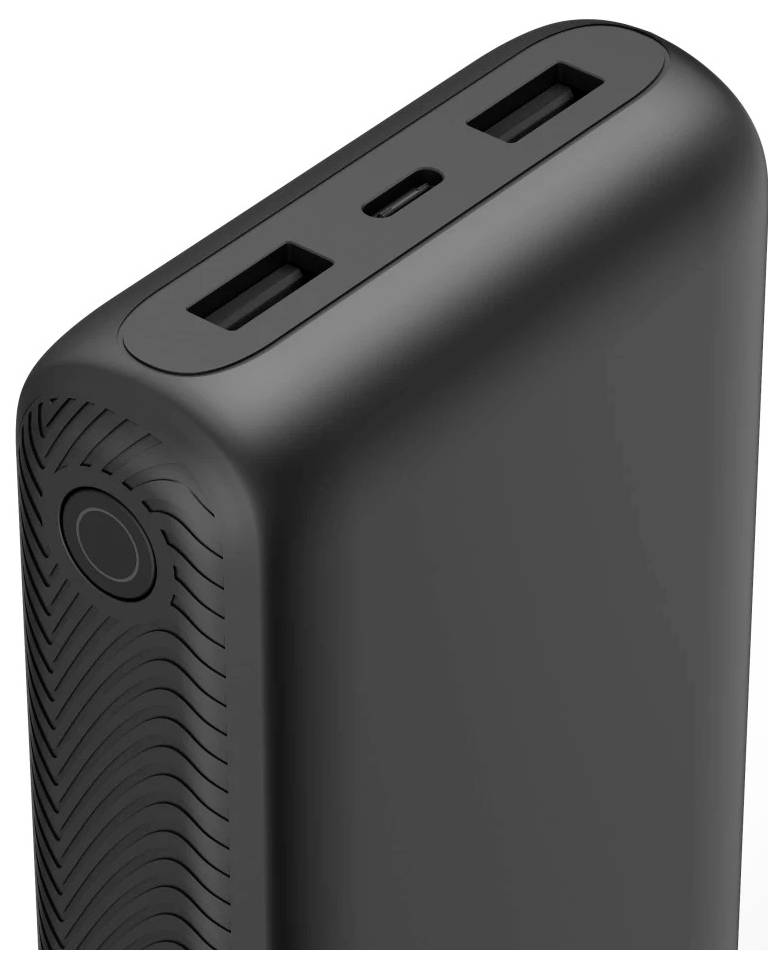 Schwarze rechteckige Powerbank mit drei Ladeanschlüssen oben und strukturiertem Seitenpanel.