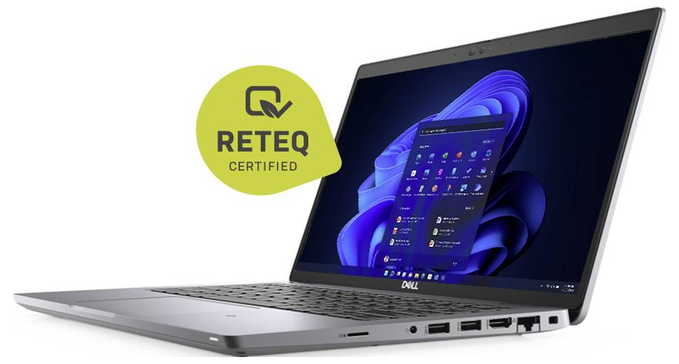 Dell-Laptop auf weißem Hintergrund mit geöffnetem Windows 11 und einem "RETEQ CERTIFIED"-Abzeichen daneben.