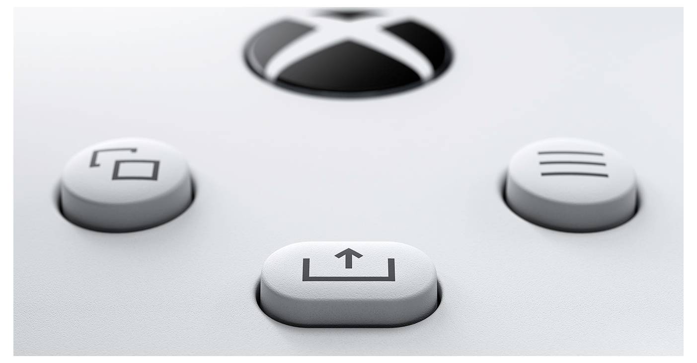 Nahaufnahme eines Xbox-Controllers mit dem Xbox-Logo und drei sichtbaren Tasten: Menü, Ansicht und Teilen/Hochladen.