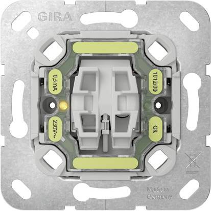 GIRA-Elektroschalter-Mechanismus mit Metallmontageplatte, zentraler weißer Wippe und beschrifteten Anschlüssen einschließlich '0,5mA' und '230V~'.