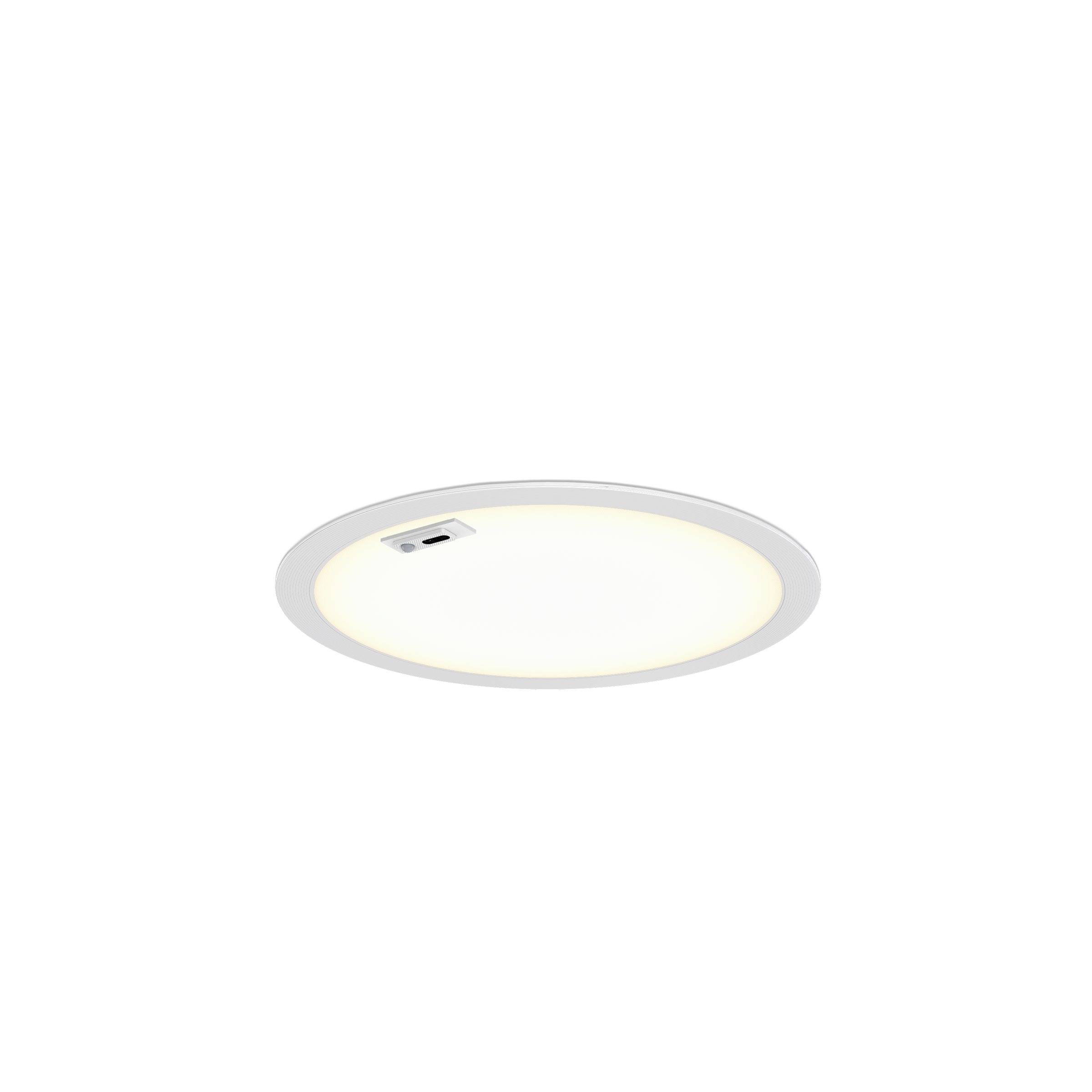 Rundes weißes LED-Deckenleuchte mit einem kleinen eingebauten Sensor auf weißem Hintergrund.