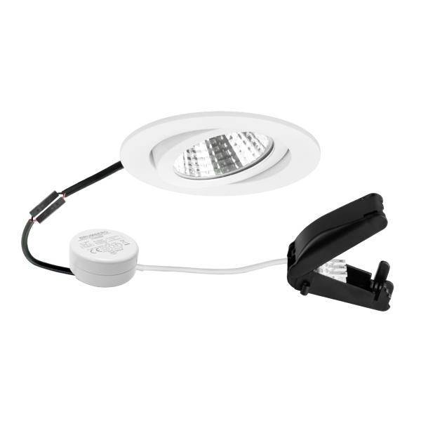 Weiße, versenkte LED-Einbauleuchte mit Blende, integriertem Treiber und Spannfeder zur Deckenmontage.