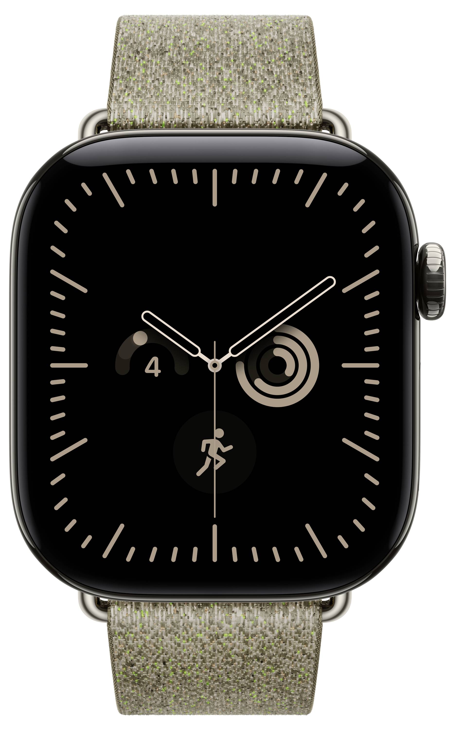 Apple Watch in Schwarz mit beigefarbenem Stoffarmband, das ein minimalistisches analoges Zifferblatt, kreisförmige Aktivitätsringe und ein Trainings-Symbol zeigt.