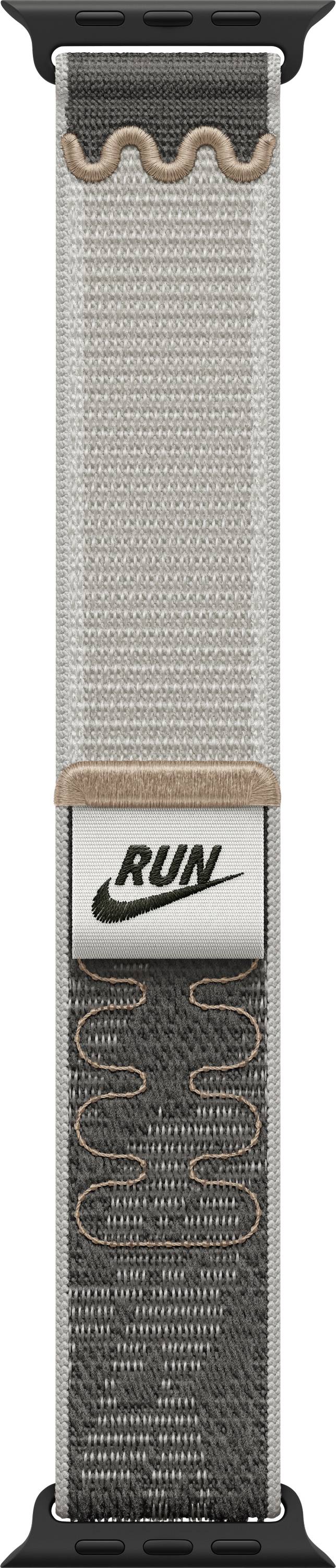 Beiges und dunkelgraues Nike RUN Apple Watch Armband mit Zickzack-Naht, vertikal auf weißem Hintergrund dargestellt.
