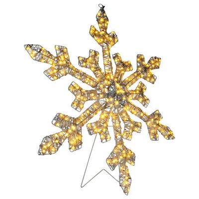 Leuchtende Drahtgitter-Schneeflocken-Ornament mit warmweißen Lichtern auf einem Ständer vor weißem Hintergrund.
