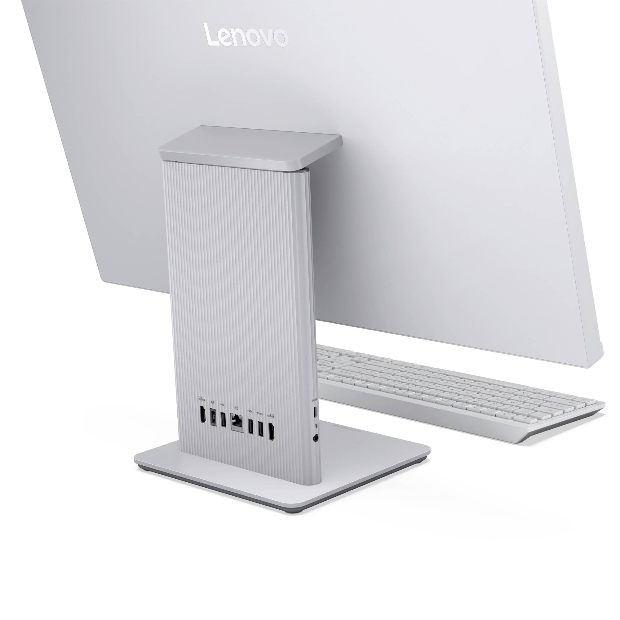 Lenovo All-in-One-Desktop von hinten gezeigt, mit vertikalem Turm-Ständer und sichtbarer Tastatur auf weißem Hintergrund.
