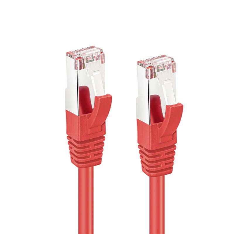 Zwei rote Ethernet-Patchkabel mit transparenten RJ45-Steckern nebeneinander auf weißem Hintergrund dargestellt.