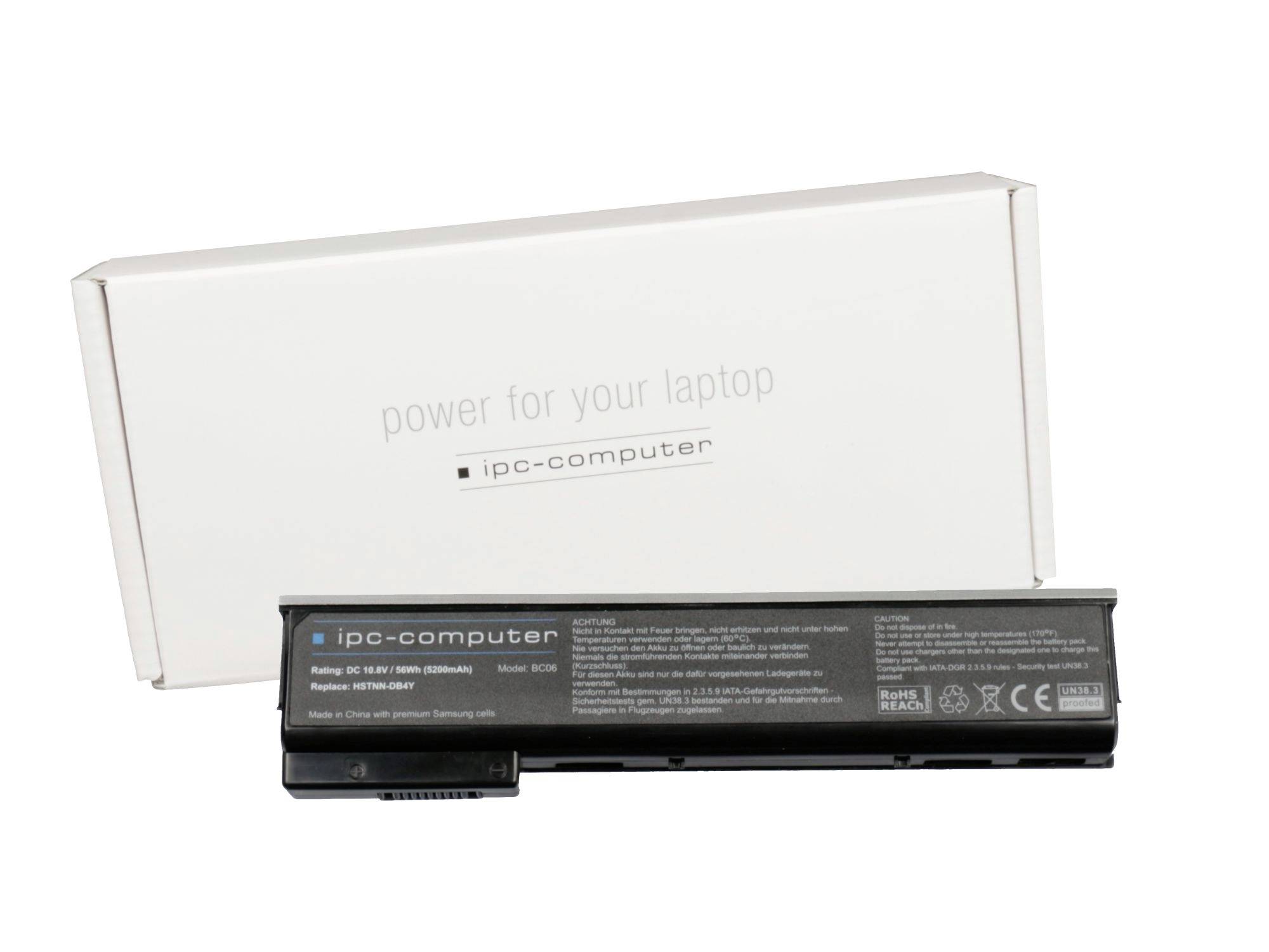 Laptop-Akku vor einer weißen Box mit der Aufschrift "Energie für deinen Laptop", gekennzeichnet mit "ipc-computer".
