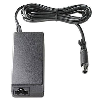 Schwarzer Stromadapter mit angebrachtem Kabel und Hohlstecker-Anschluss