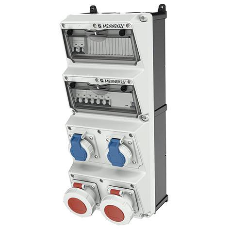 Wandmontierte elektrische Verteilertafel mit zwei transparenten Schutzschalter-Fächern, zwei blauen Industriesteckdosen und zwei roten Stromsteckern.