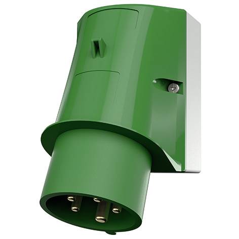 Grüner industrieller Elektrostecker mit mehreren Pins und einer wandmontierten Steckdosenfassung