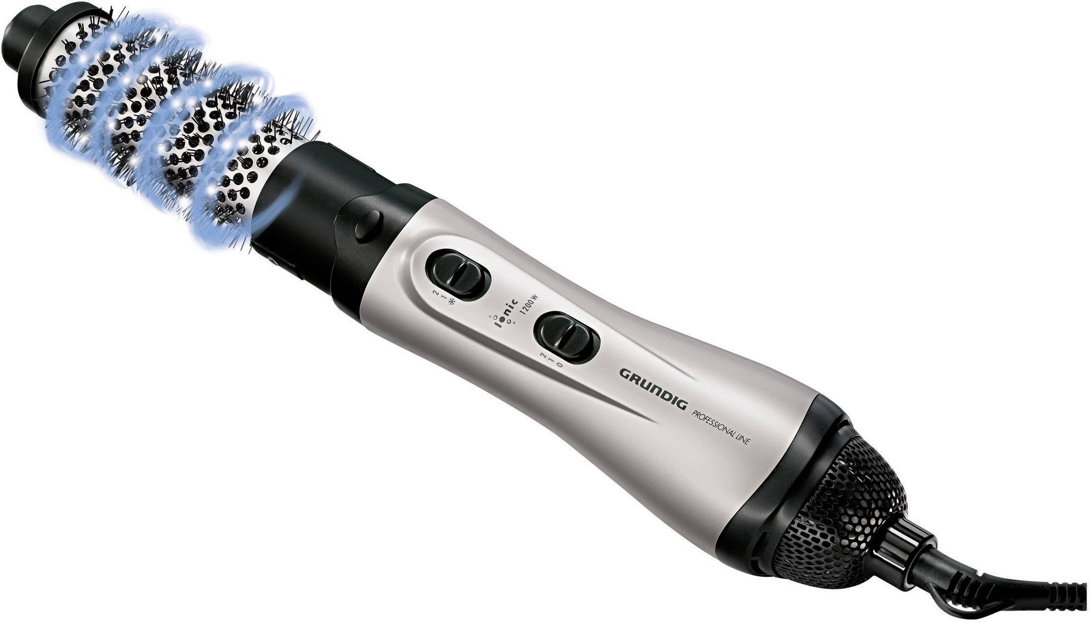 Eine silberne Heißluftbürste mit schwarzem Griff und zwei Bedienknöpfen. Die Bürste hat einen perforierten Zylinder für Luftstrom.