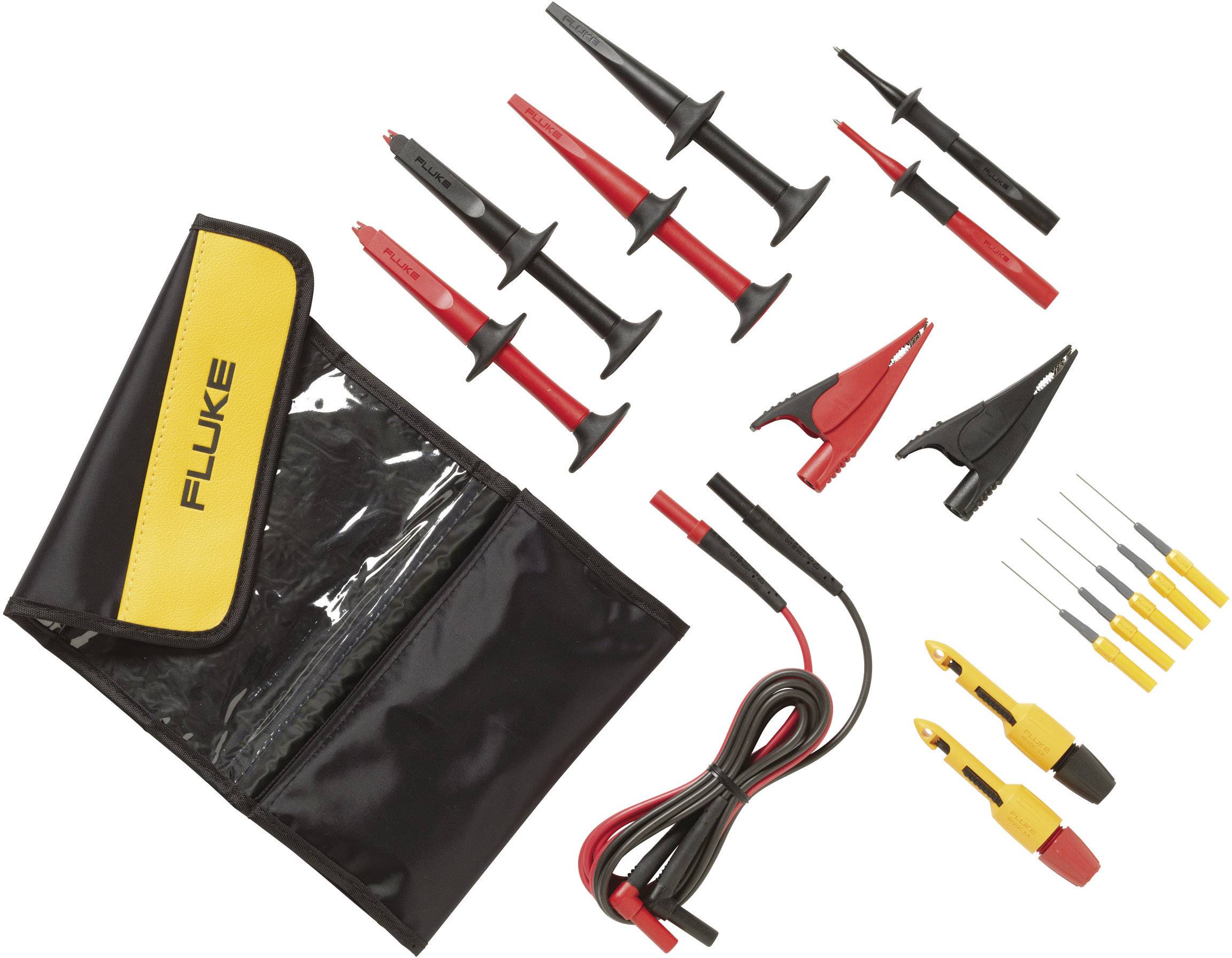 Fluke Prüfleitungs-Kit: Enthält Abgreifklemmen, Messleitungen, Krokodilklemmen, Testspitzen, und eine gelbe Tasche zur Aufbewahrung.