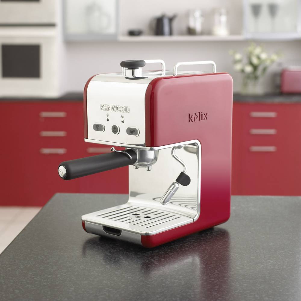 kenwood kmix espresso espresso machine kenwood es021 kmix raspberry red 1100 w kenwood kmix espresso espresso machine kenwood es021 kmix raspberry red 1100 w