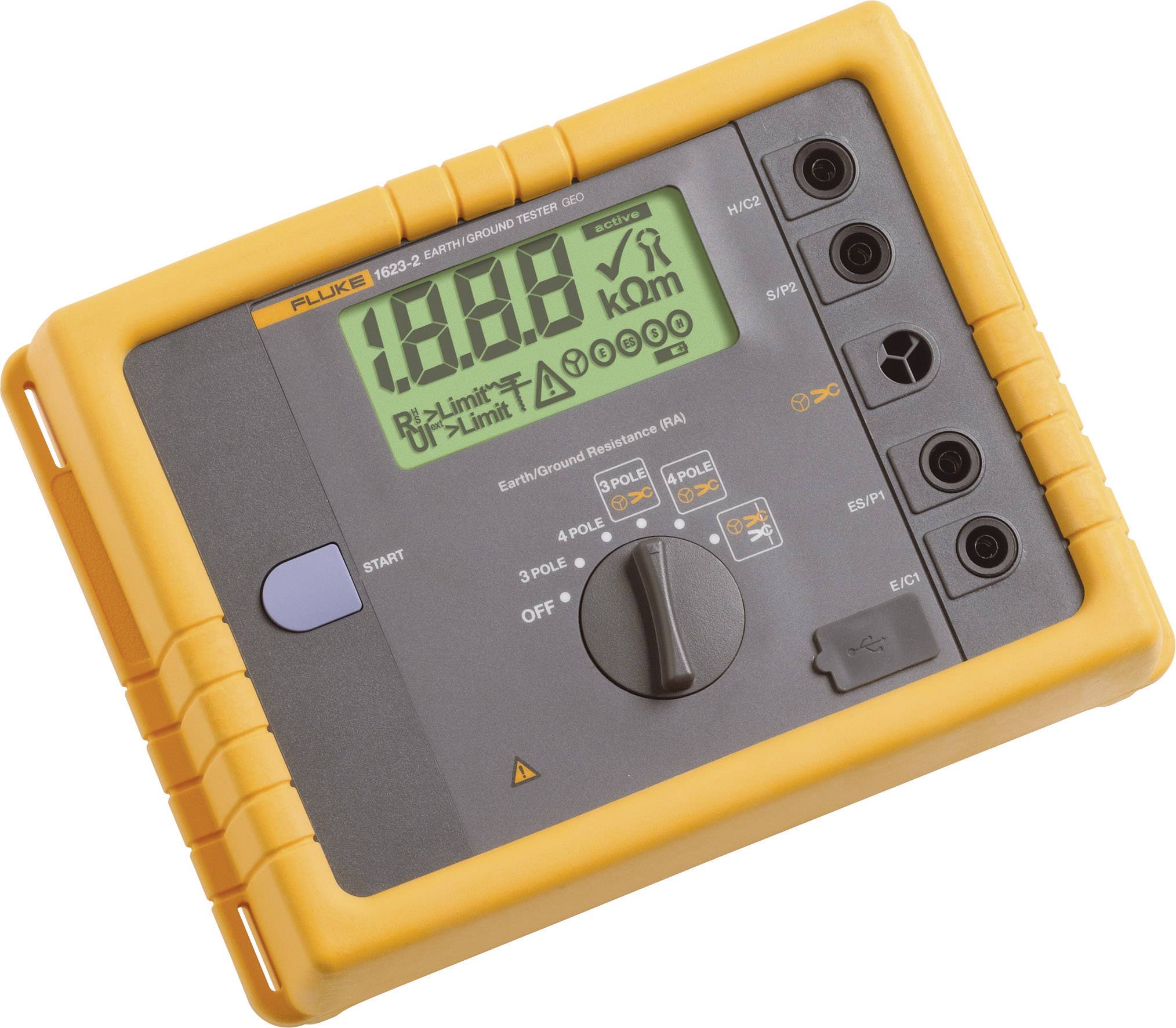 Ein digitaler Isolationswiderstandstester mit orangefarbenem Gehäuse und einem Display, das einen Messwert in 'kΩ' anzeigt.