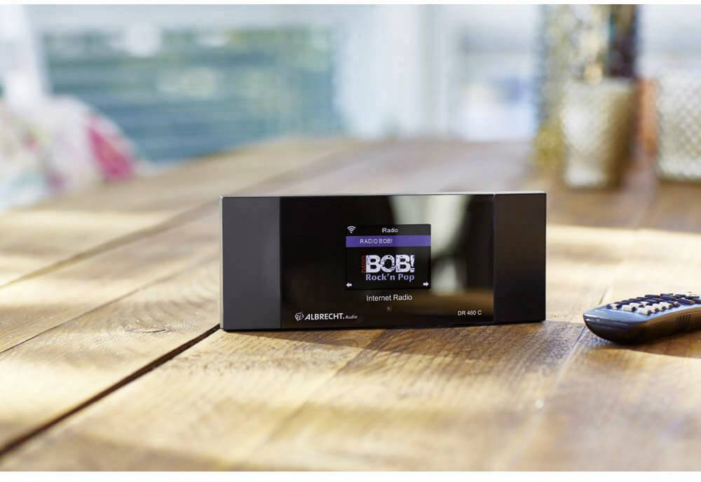 Albrecht DR 460 C Internet-Radio für die Stereoanlage Colordisplay.Radiowecker mit 2 Weckzeiten, Timer und Sleeptimer, F-1