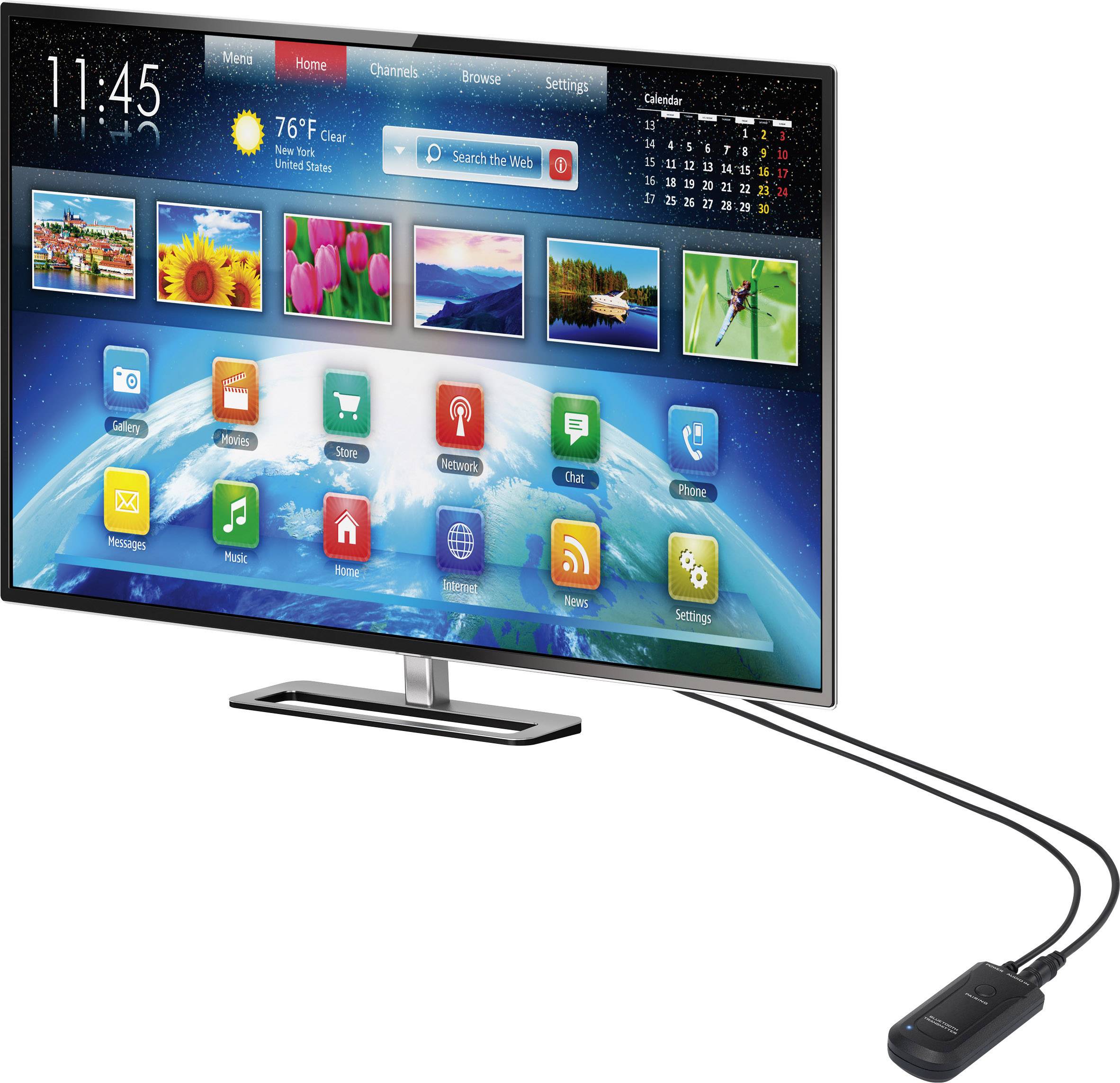 Ein Smart-TV zeigt auf dem Bildschirm Apps, Uhrzeit, Wetter und einen Kalender. Ein Dongle ist über ein Kabel verbunden.