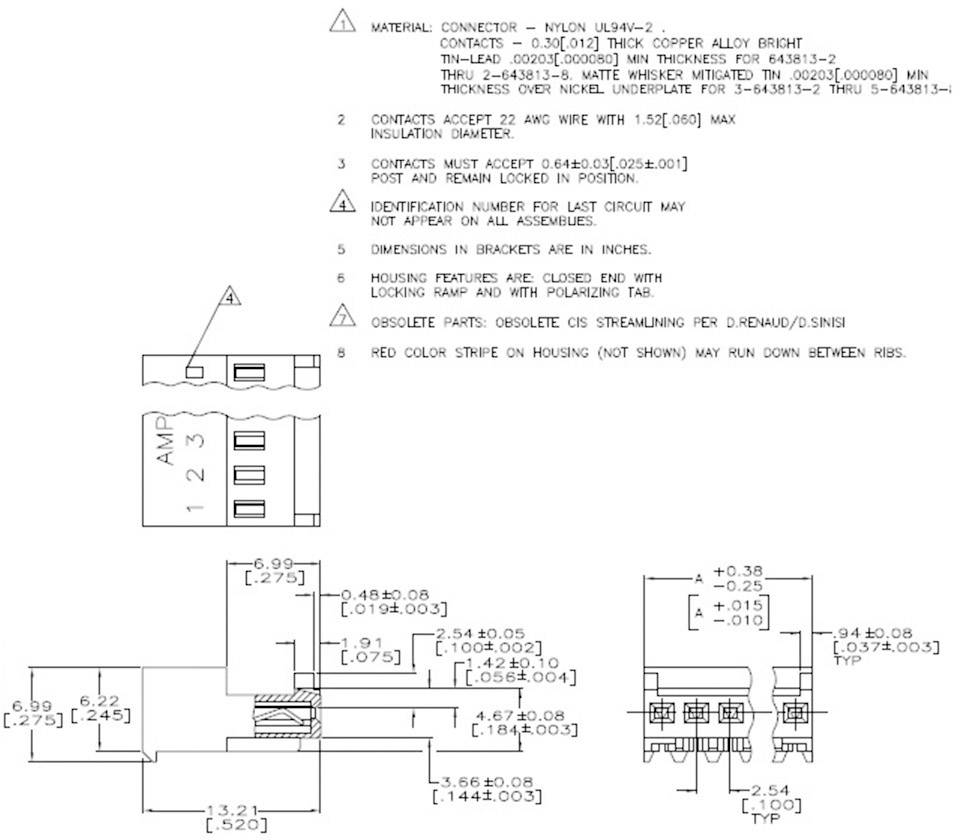 Technische Zeichnung eines elektrischen Steckverbinders. Enthält Maße, Materialangaben und Anschlussdetails. Markierungen für Montage und Passform.