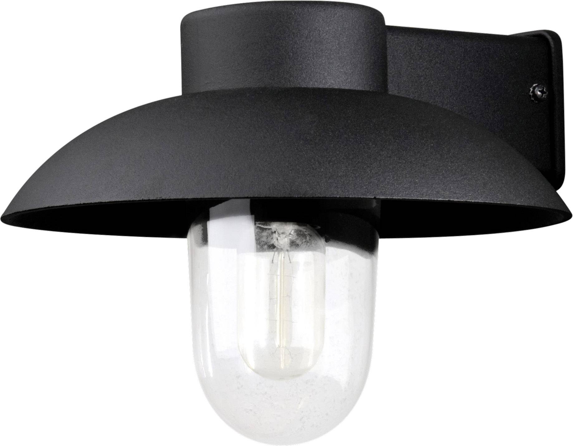 Eine schwarze Außenwandleuchte mit einem klaren Glaskolben und einem gebogenen Metallschirm, die an der Wand montiert ist.