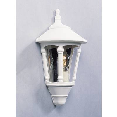 Weiße, klassische Außenwandleuchte mit Glasfenstern, die über einem an der Wand befestigten Armaturenbrett leuchtet.