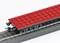 Ein roter LEGO-Güterzugwaggon auf einem Gleisabschnitt; detailreiches Spielzeugmodell.