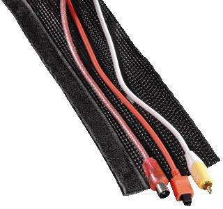 Mehrere farbige Kabel in einem schwarzen Kabelschlauch, der für saubere und geordnete Kabelführung sorgt.