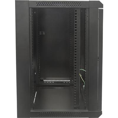 Ein leeres, schwarzes Server-Rack aus Metall mit Lüftungsschlitzen und Kabelkanälen, bereit für die Installation von IT-Komponenten.