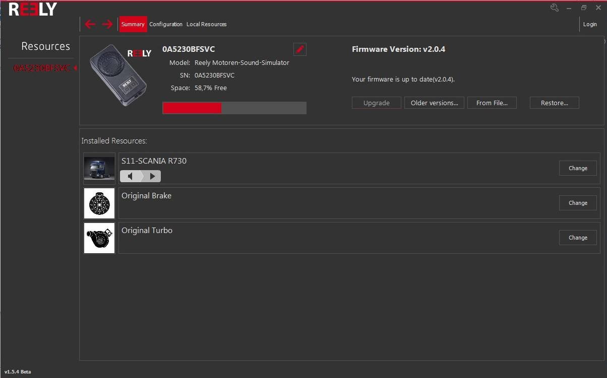 Benutzeroberfläche einer Rely-Software zur Verwaltung von Sound Simulatoren. Zeigt installieren Ressourcen und Firmware-Version v2.0.4.