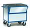 Ein blauer Transportwagen mit vier Rollen und einem klappbaren Seitenfach, geeignet zum Transport von Waren oder Materialien.