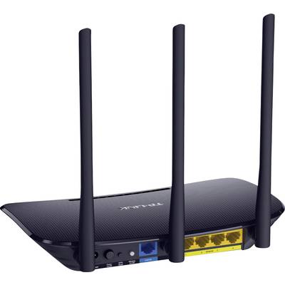 Ein schwarzer Router mit drei Antennen, mehreren Ethernet-Ports, und einem Stromanschluss auf der Rückseite.