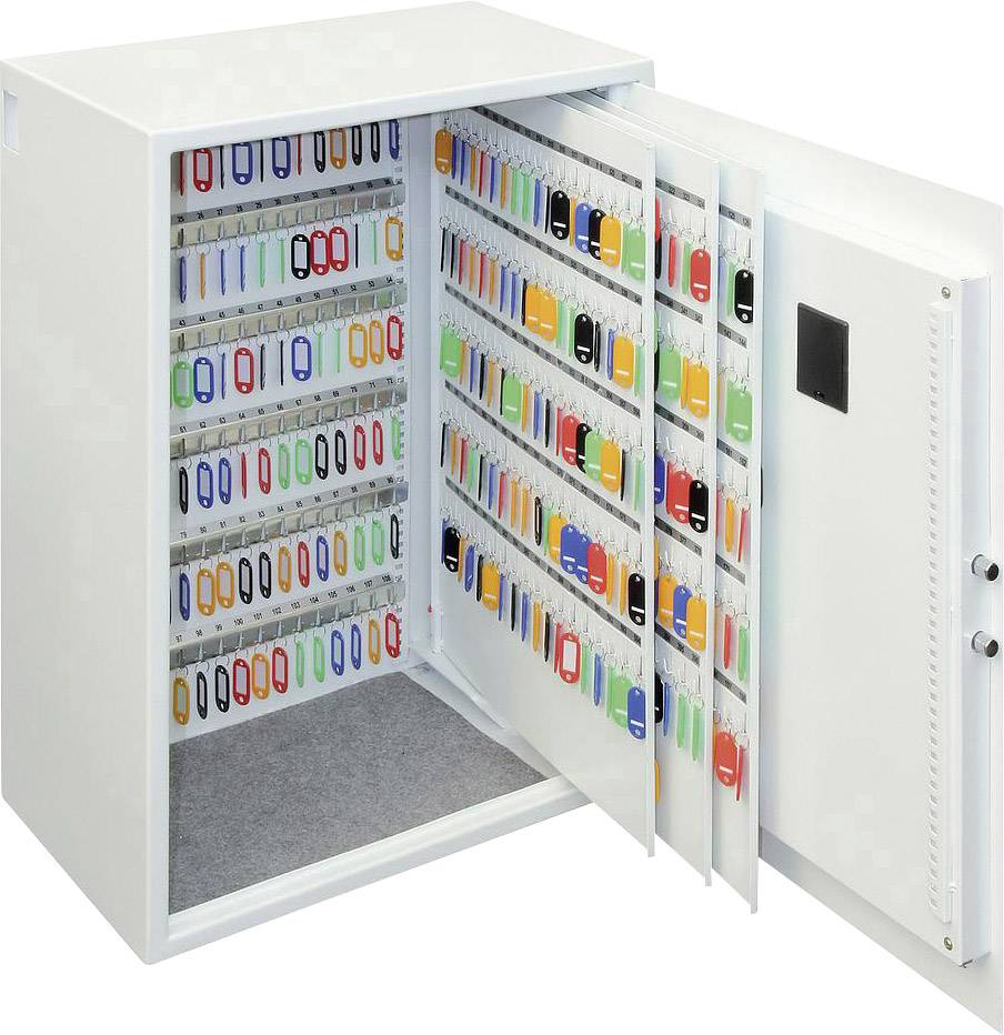 Ein weißer Schrank mit geöffneter Tür zeigt viele bunte Schlüsselanhänger an Haken. Das System dient zur organisierten Schlüsselaufbewahrung.