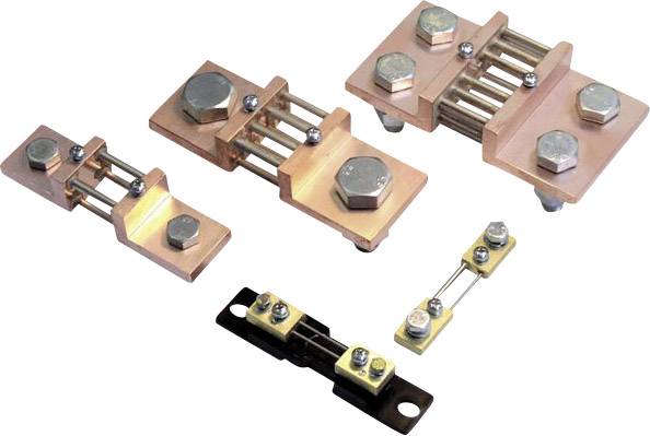 Verschiedene elektrische Kupferverbindungen, bestehend aus Metallplatten und Schrauben, zeigen Variationen in Größe und Form.