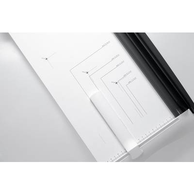 Papierschneider mit Lineal zeigt DIN-Formate, darunter A4, A5 und A6. Geeignet für präzises Schneiden von Papier.