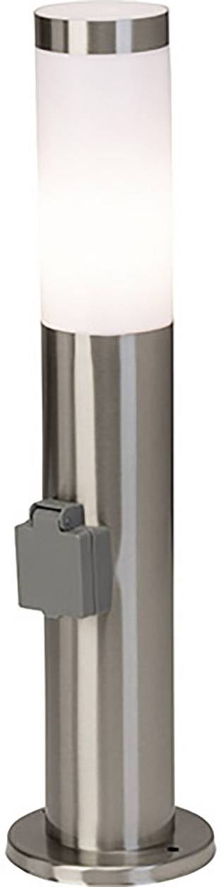 Stehlampe aus Edelstahl mit zylindrischem Leuchtenkopf und seitlich angebrachter Steckdose; modernes Design für Außenbereiche.