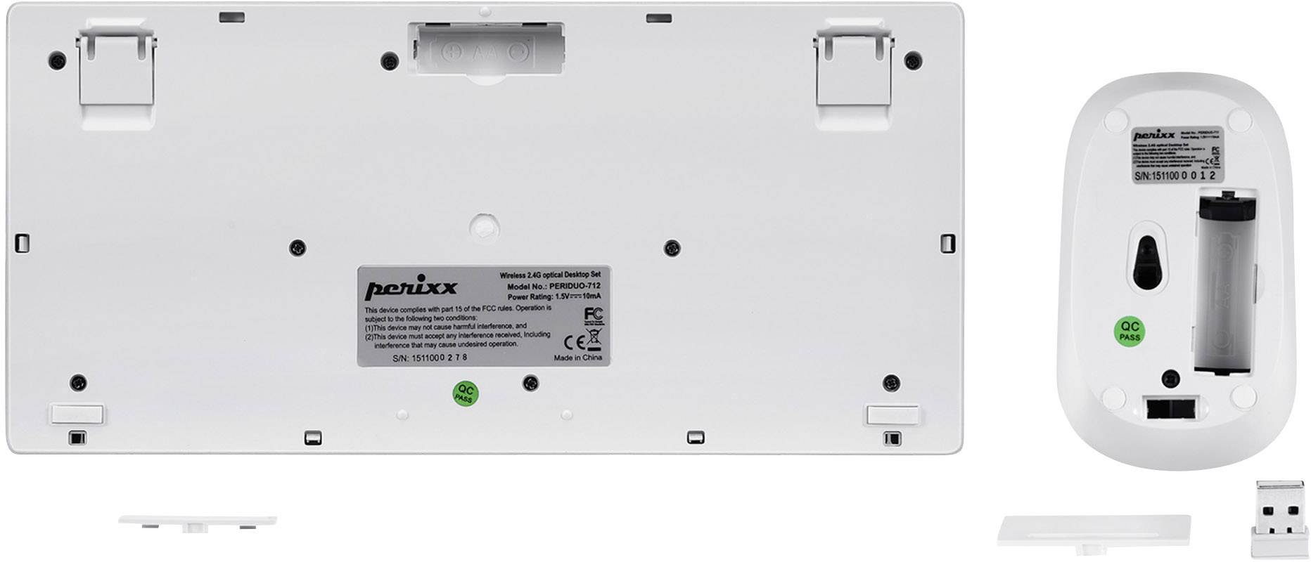 'Rückseite einer Tastatur und Maus mit Batteriefächer, geöffnet. Labels und technische Informationen sichtbar.'